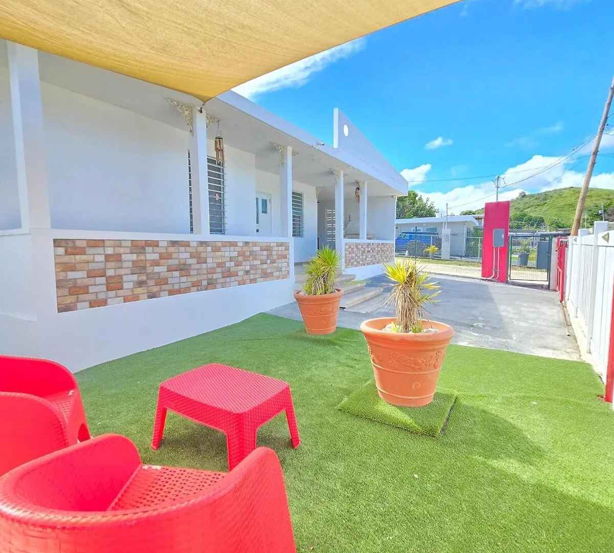 別荘 Naguabo Casa Coloraヴィラ プエルトリコ